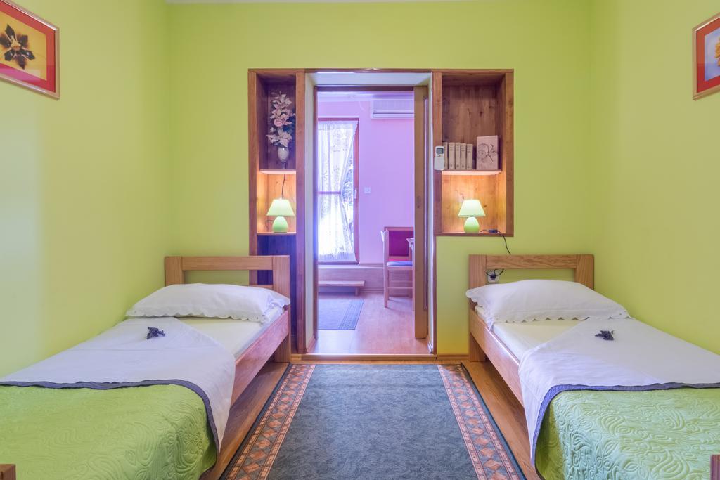 Apartment Danica 마슬레니차 외부 사진